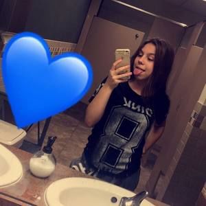 Meet your Posher, Janee